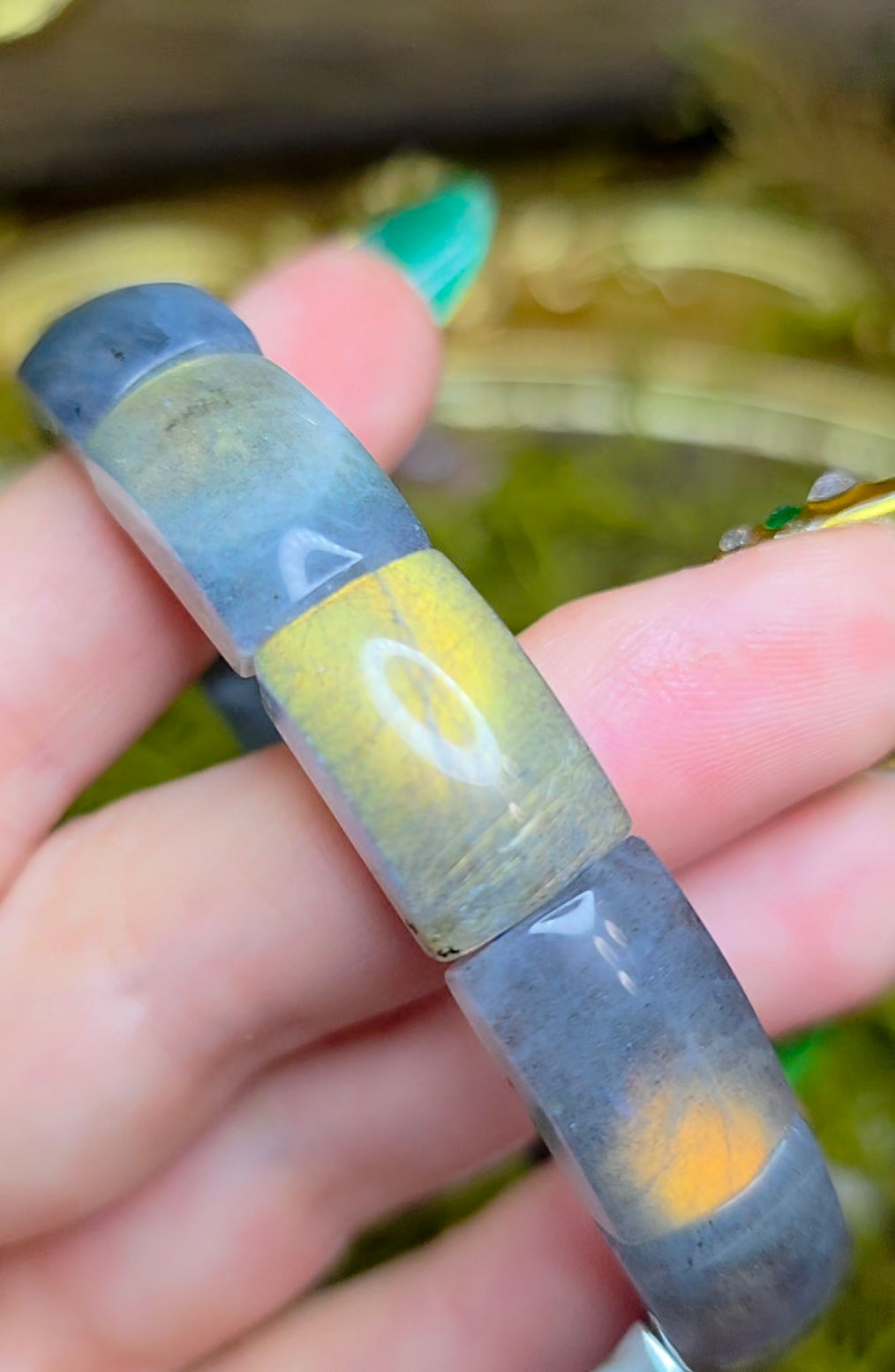 17x11 Labradorite Stretch Bracelet