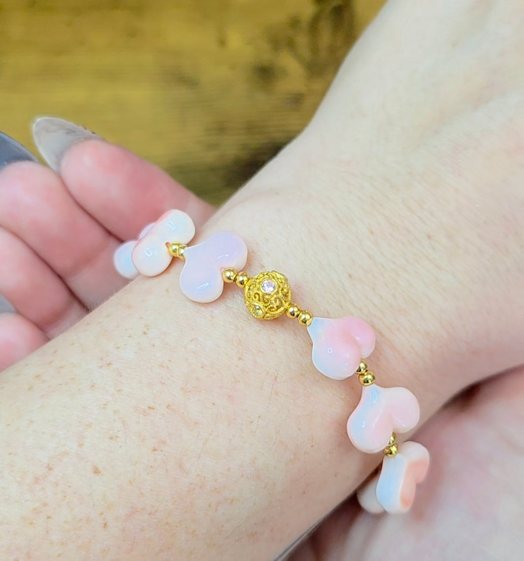 Queen Conch Stretch Bracelet
