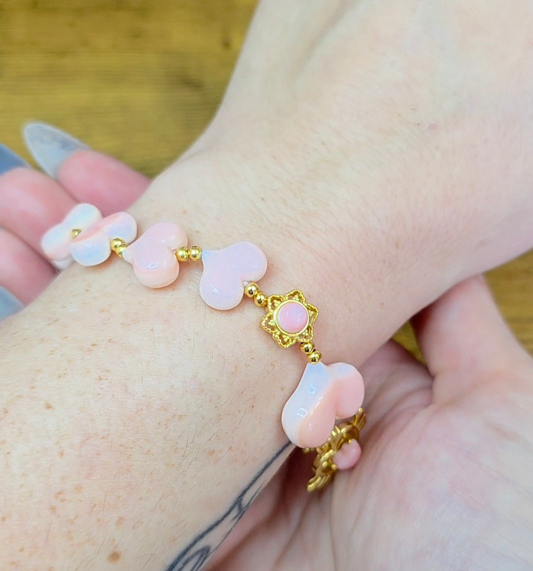Queen Conch Stretch Bracelet
