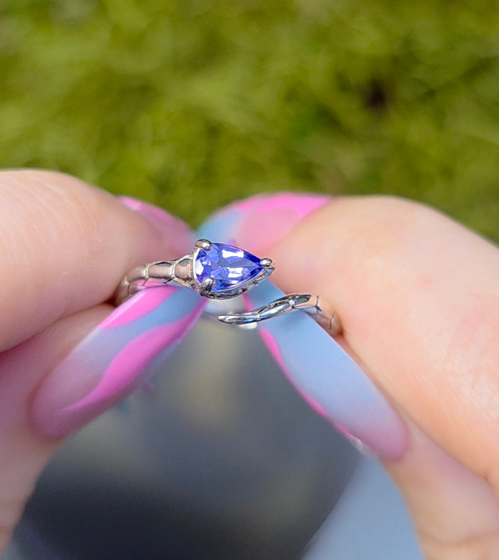 Tanzanite Snake Ring B
