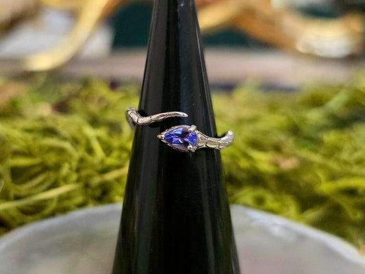 Tanzanite Snake Ring B