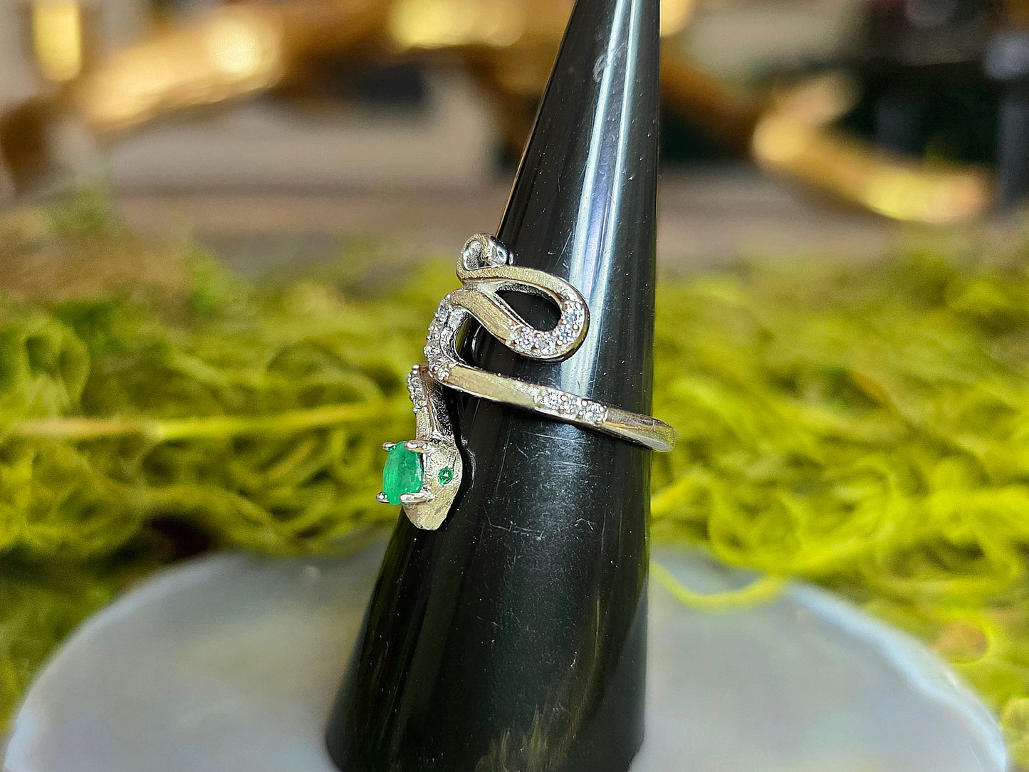Emerald Snake Ring B