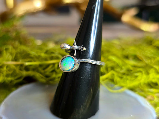 White Star Opal Snail Ring