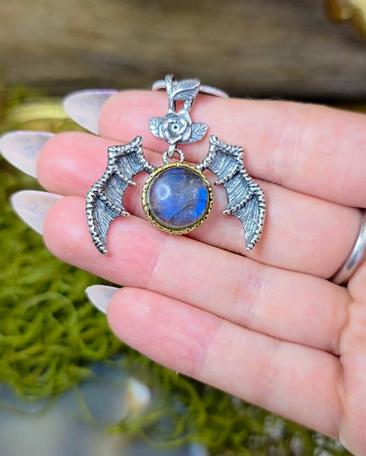 Blue Flash Labradorite  Succubus Pendant