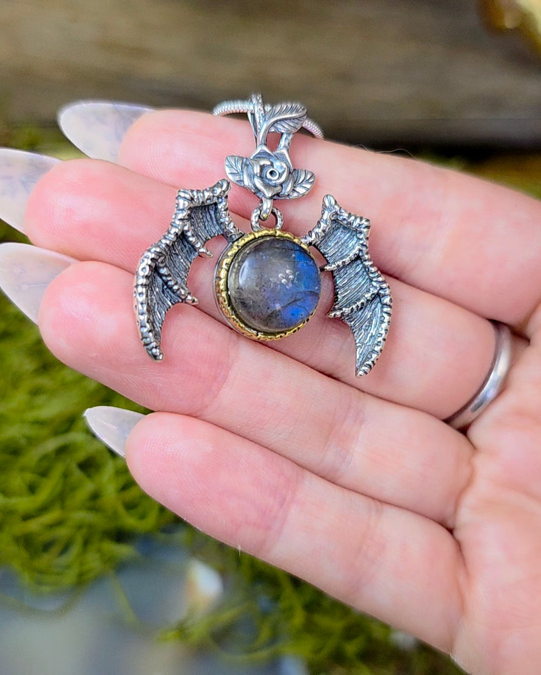 Blue Flash Labradorite  Succubus Pendant