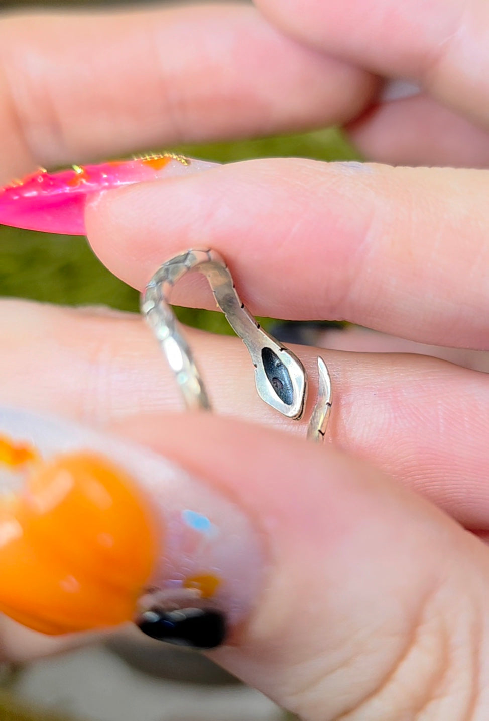 Sapphire-Eyed Snake Ring