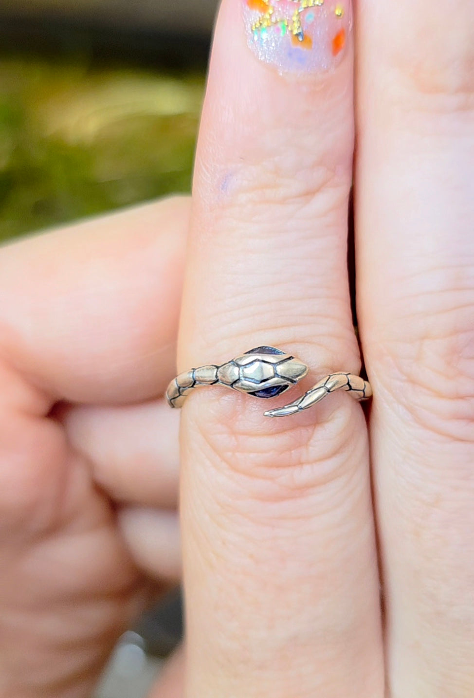 Sapphire-Eyed Snake Ring