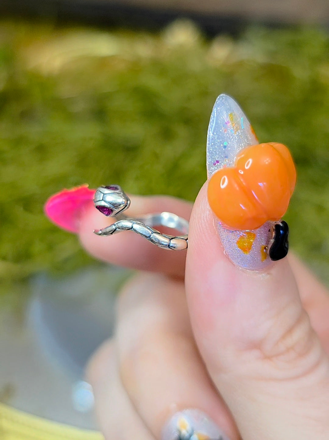 Ruby-Eyed Snake Ring