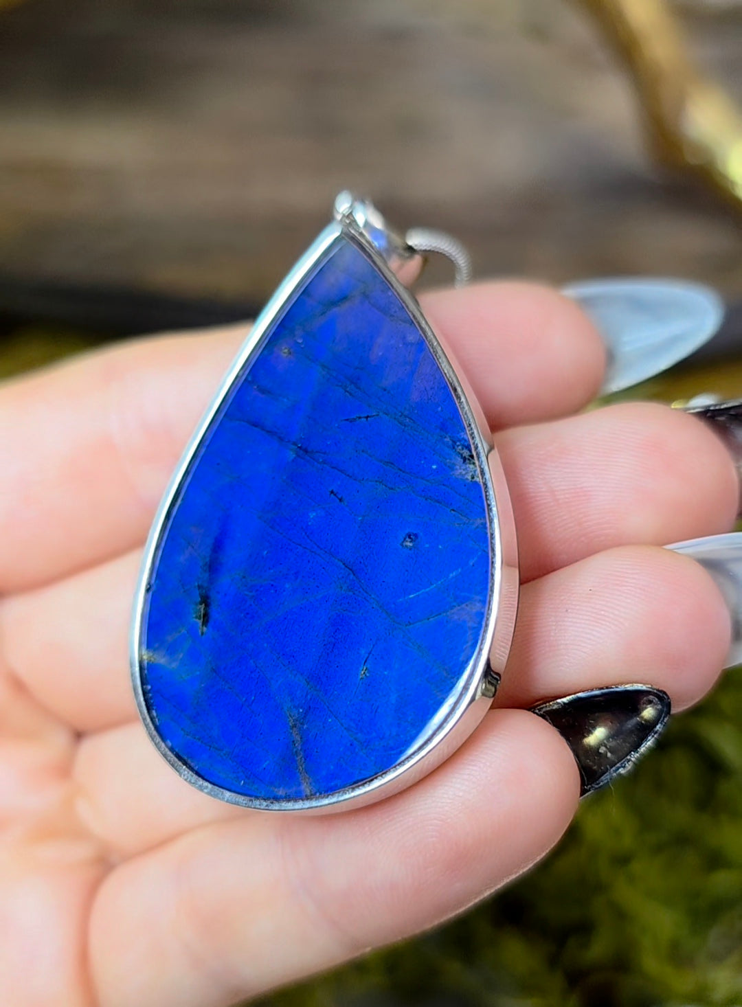 Blue Flash Labradorite Pendant B