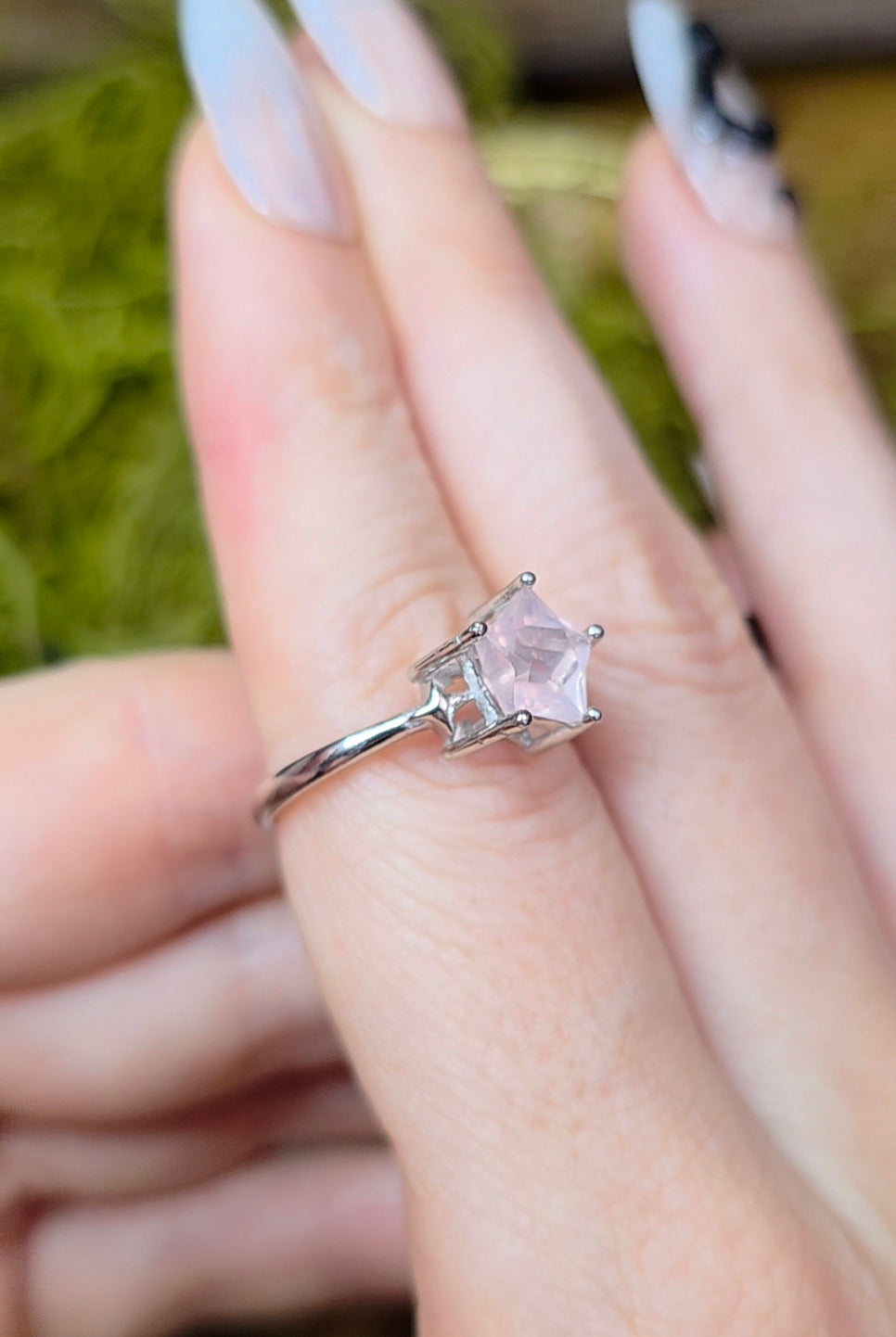 Rose Quartz Star Ring