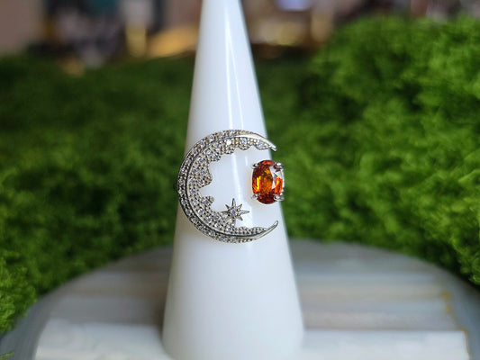 Fanta Garnet Crescent Moon Ring