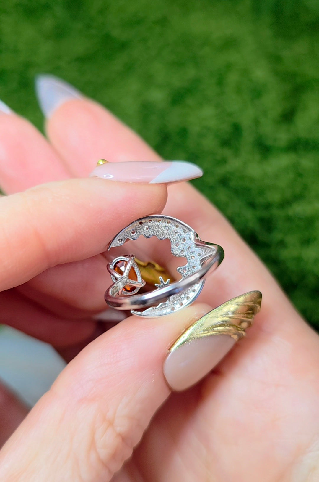 Fanta Garnet Crescent Moon Ring