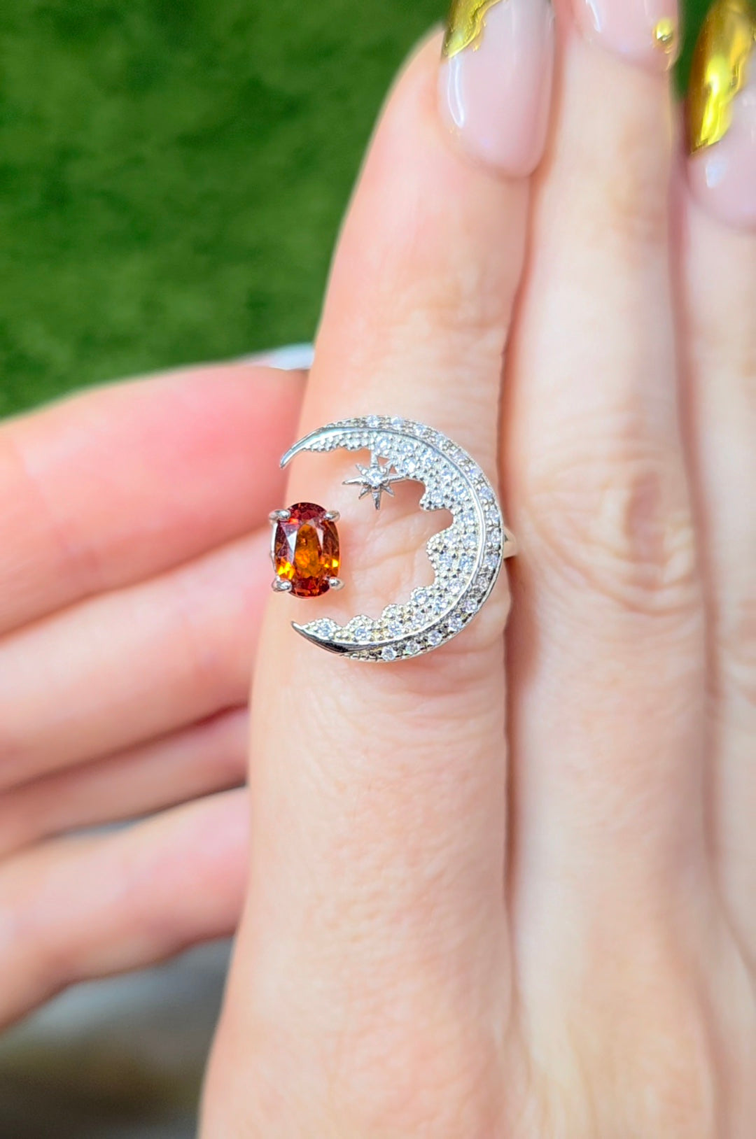 Fanta Garnet Crescent Moon Ring