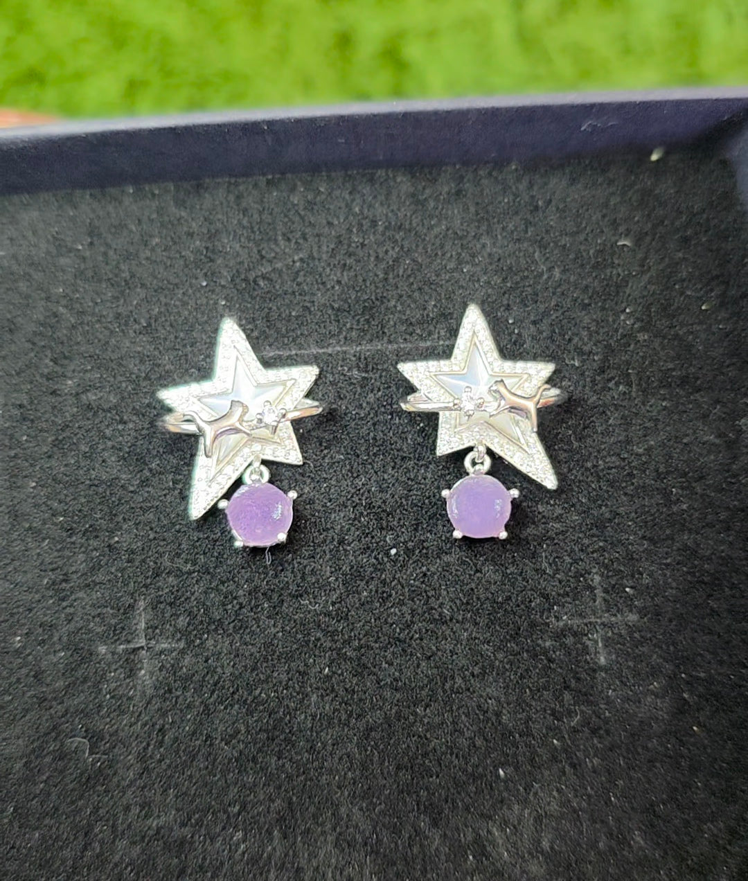Grape Agate Cat Star Earrings