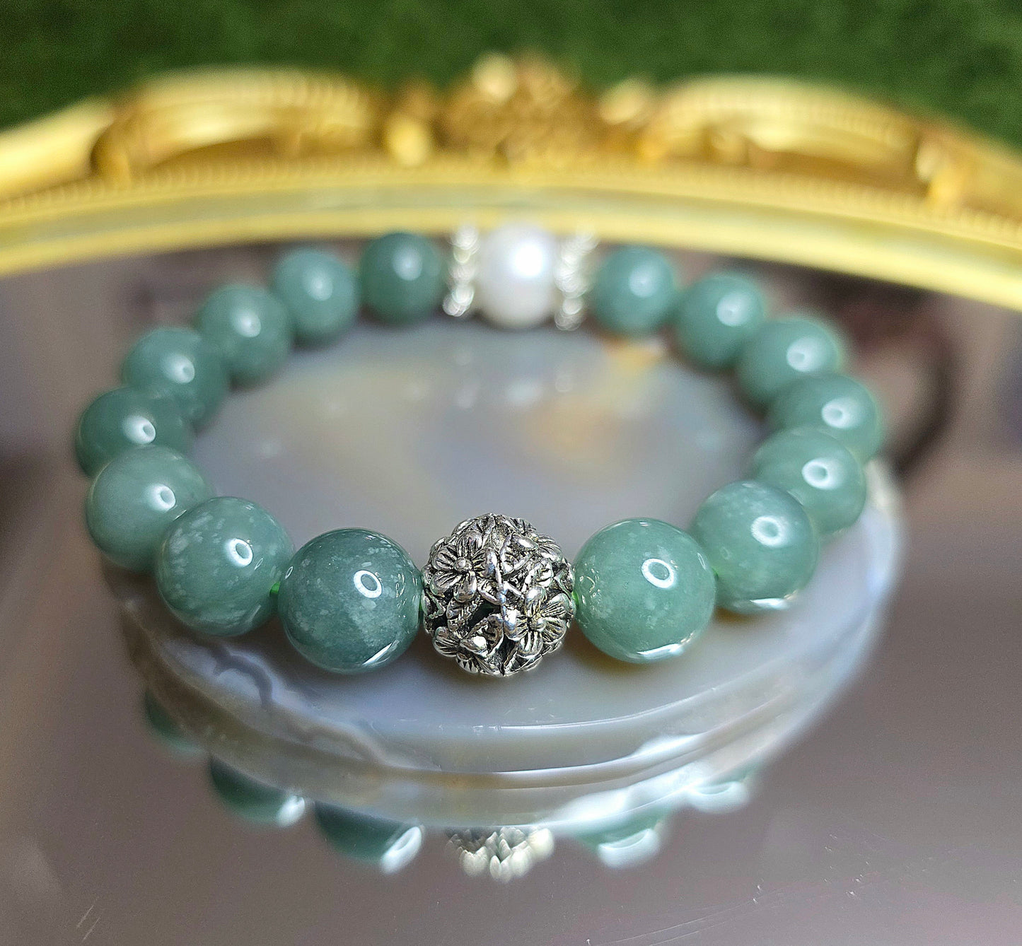 Jadeite and Pearl Stretch Bracelet
