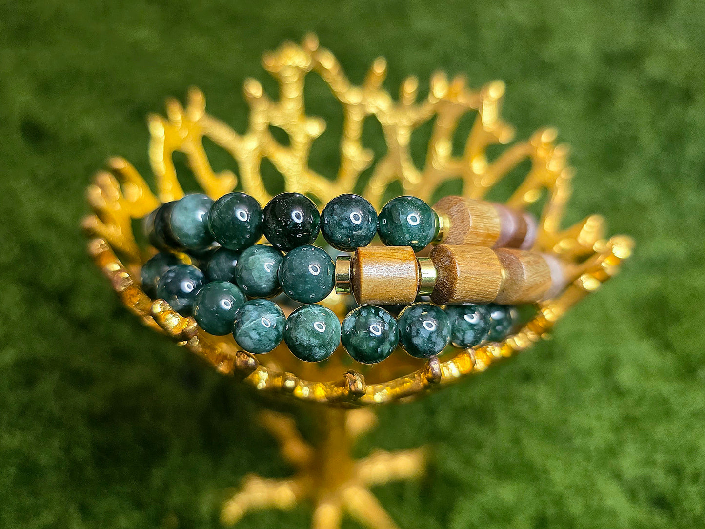 Jadeite and Wood Stretch Bracelet