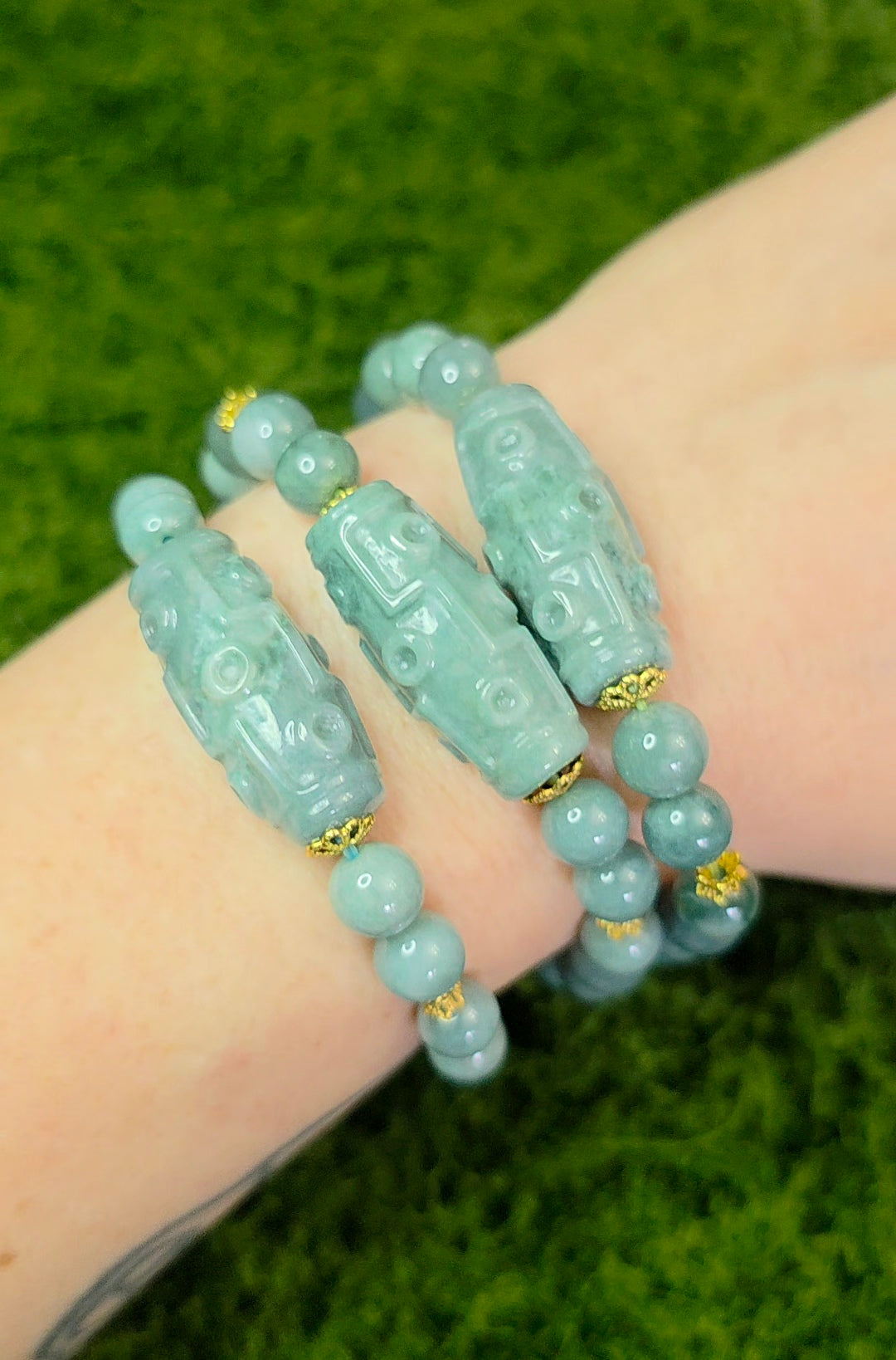 Jadeite 9 Eye Bracelet