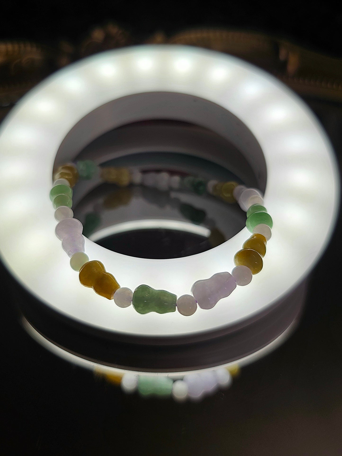 Jadeite Hulu Stretch Bracelet