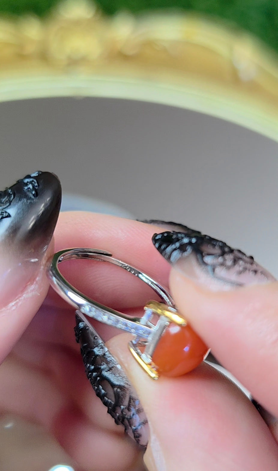 Nanhong Agate Square Ring A