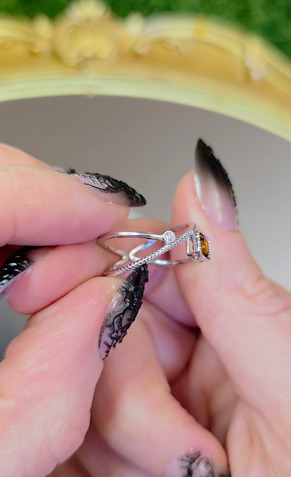 Fanta Garnet Infinity Ring