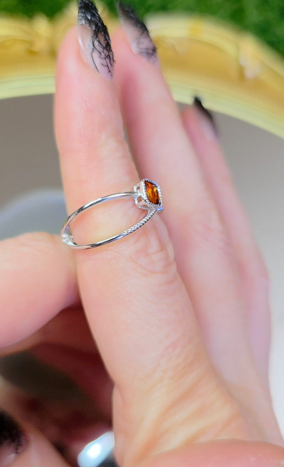 Fanta Garnet Infinity Ring