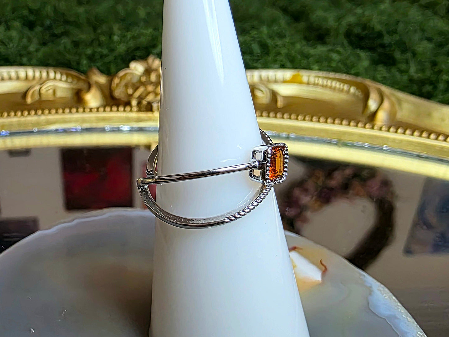 Fanta Garnet Infinity Ring