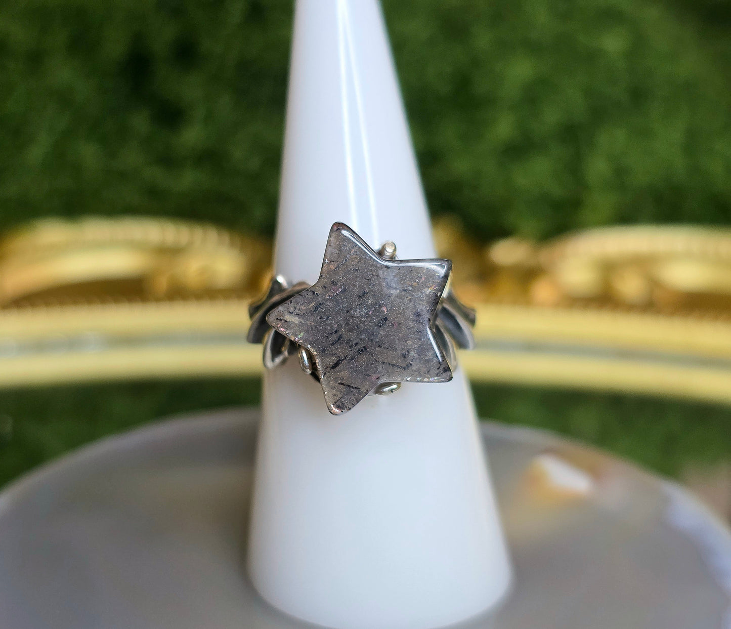 Rainbow Lattice Sunstone Star Ring