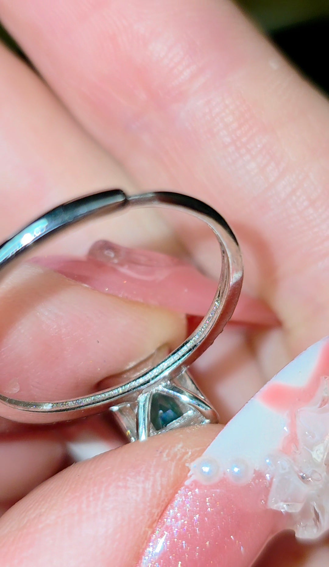 Dainty Emerald Ring