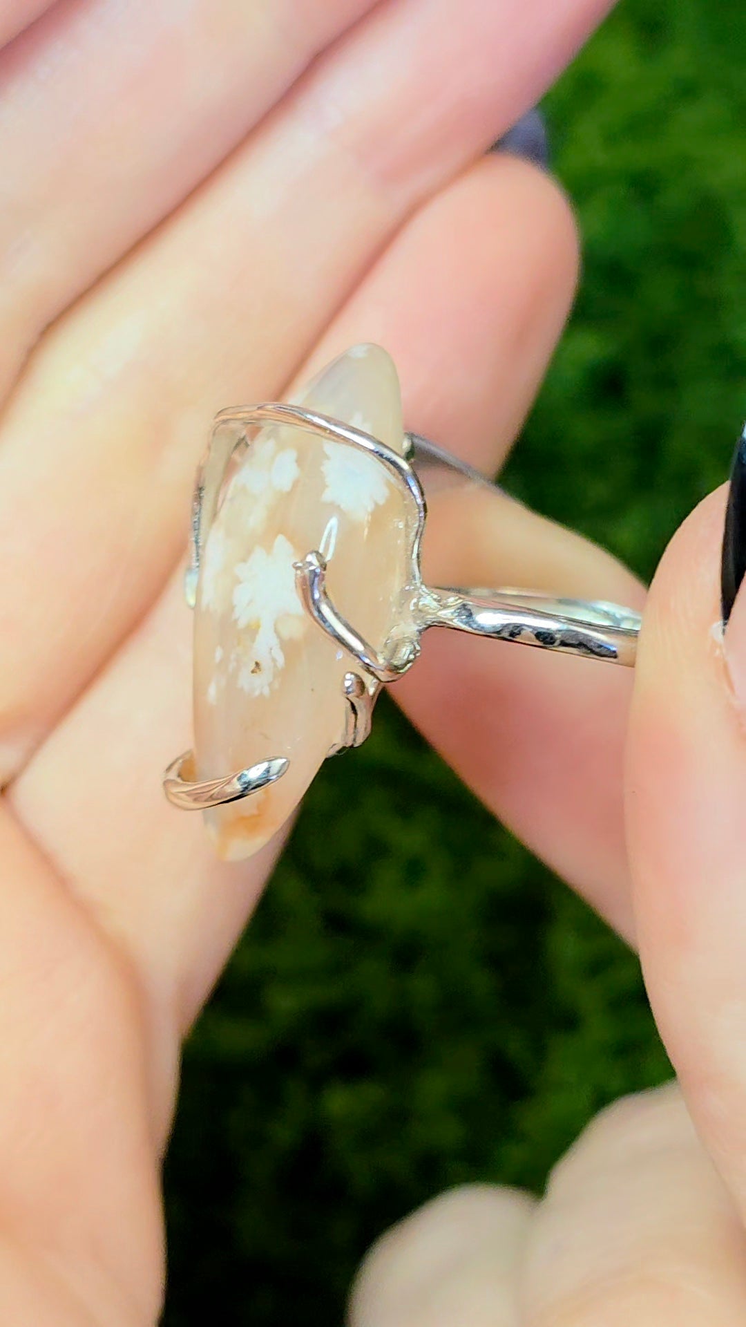 Flower Agate Asymmetrical Ring