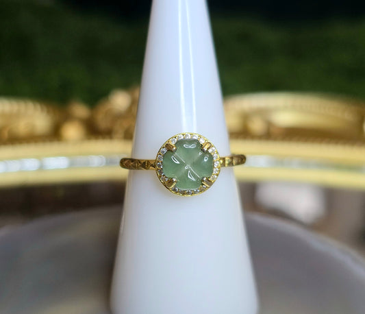 Blue Water Jadeite Clover Ring E