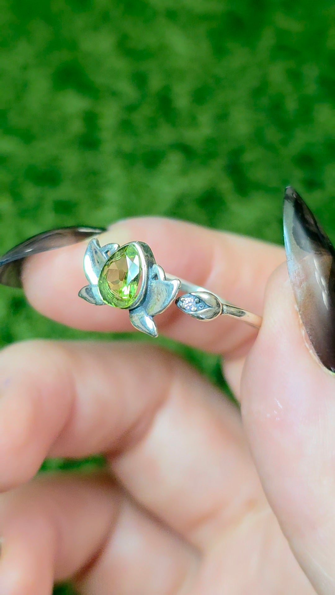 Peridot Lotus Ring