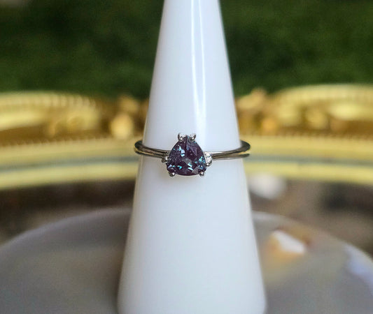 Alexandrite Solitare Ring B