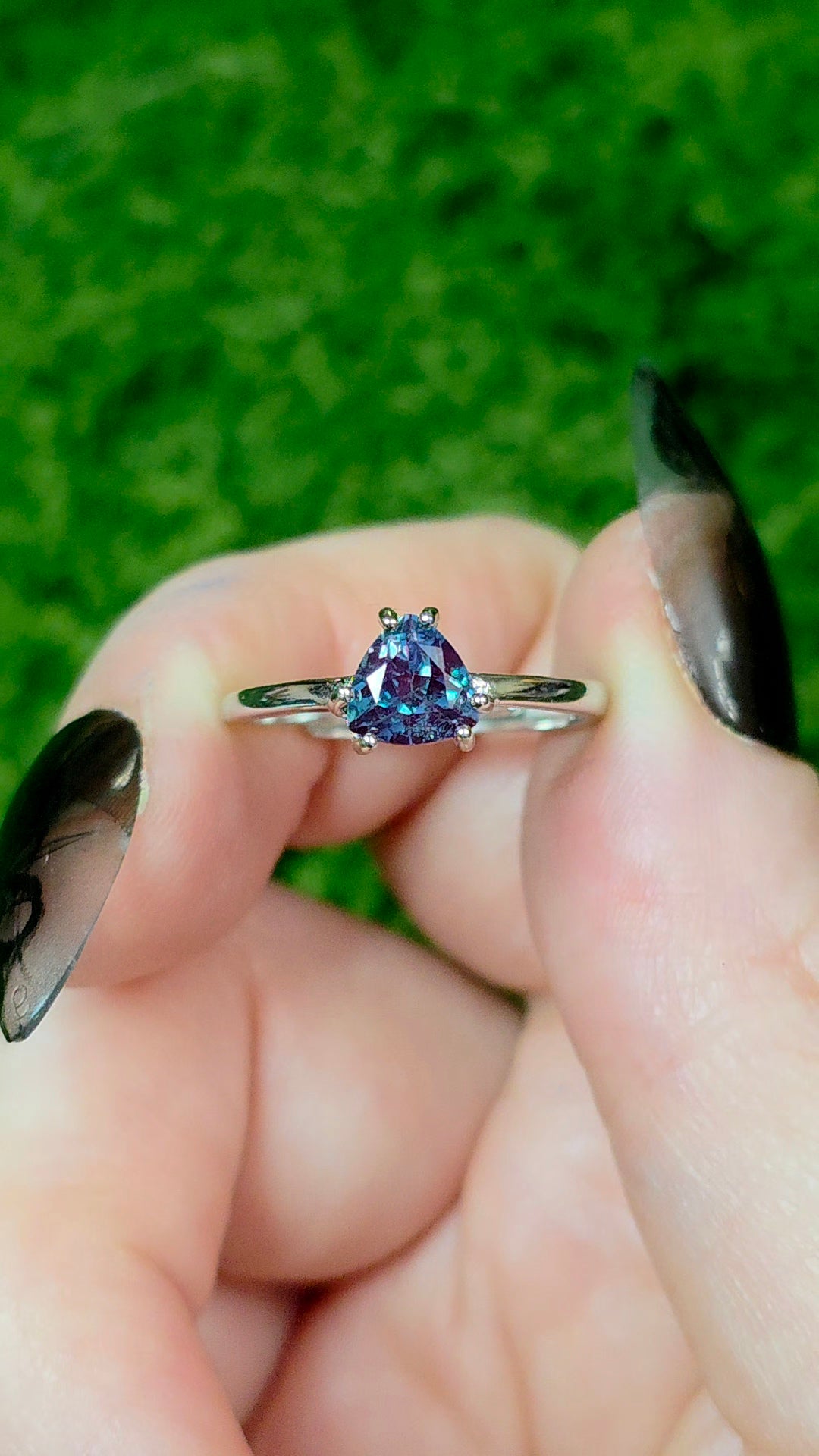 Alexandrite Solitare Ring B