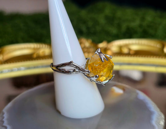 Golden Healer Fantasy Freeform Ring