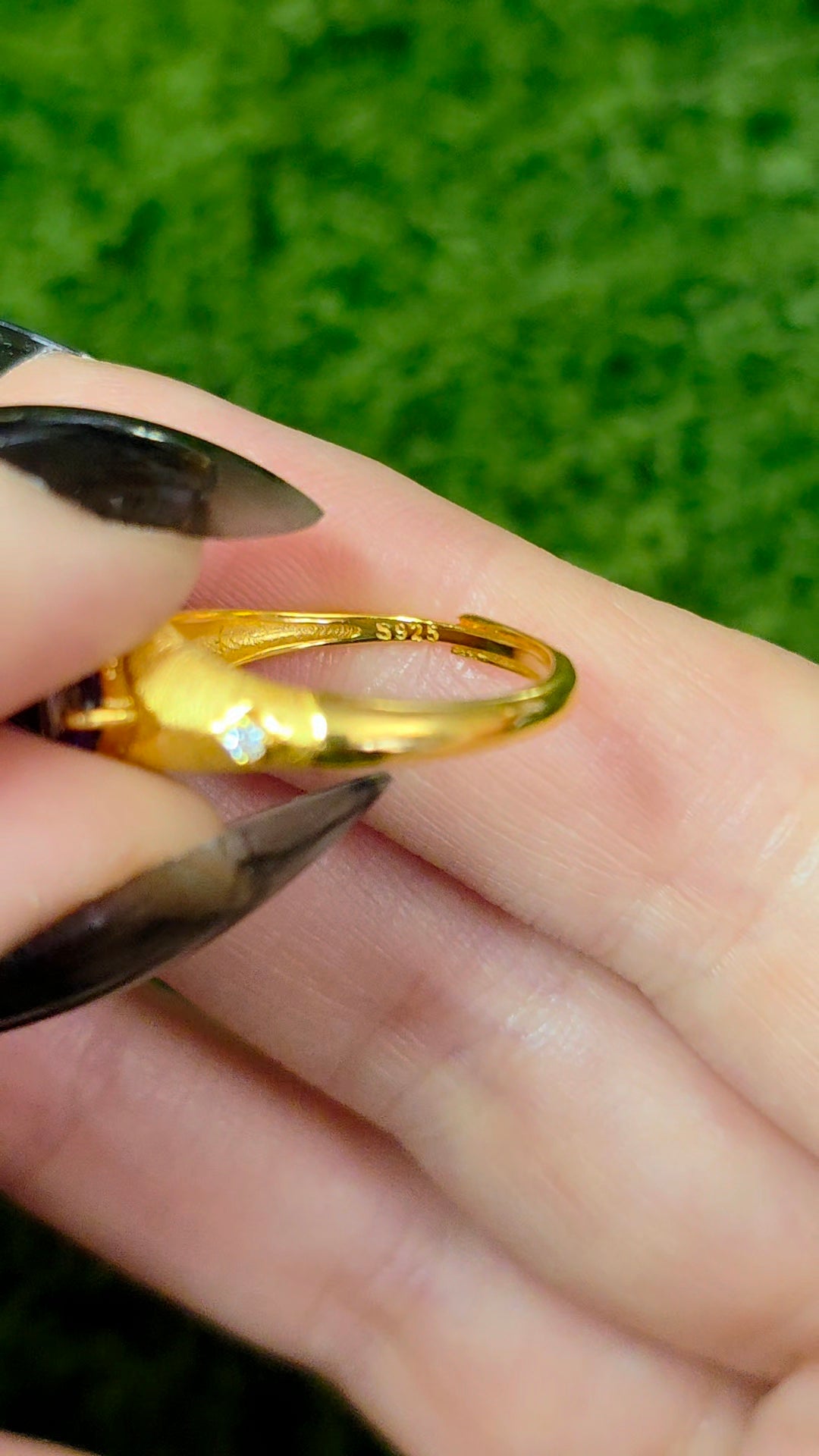 Tanzanite Golden Ring C