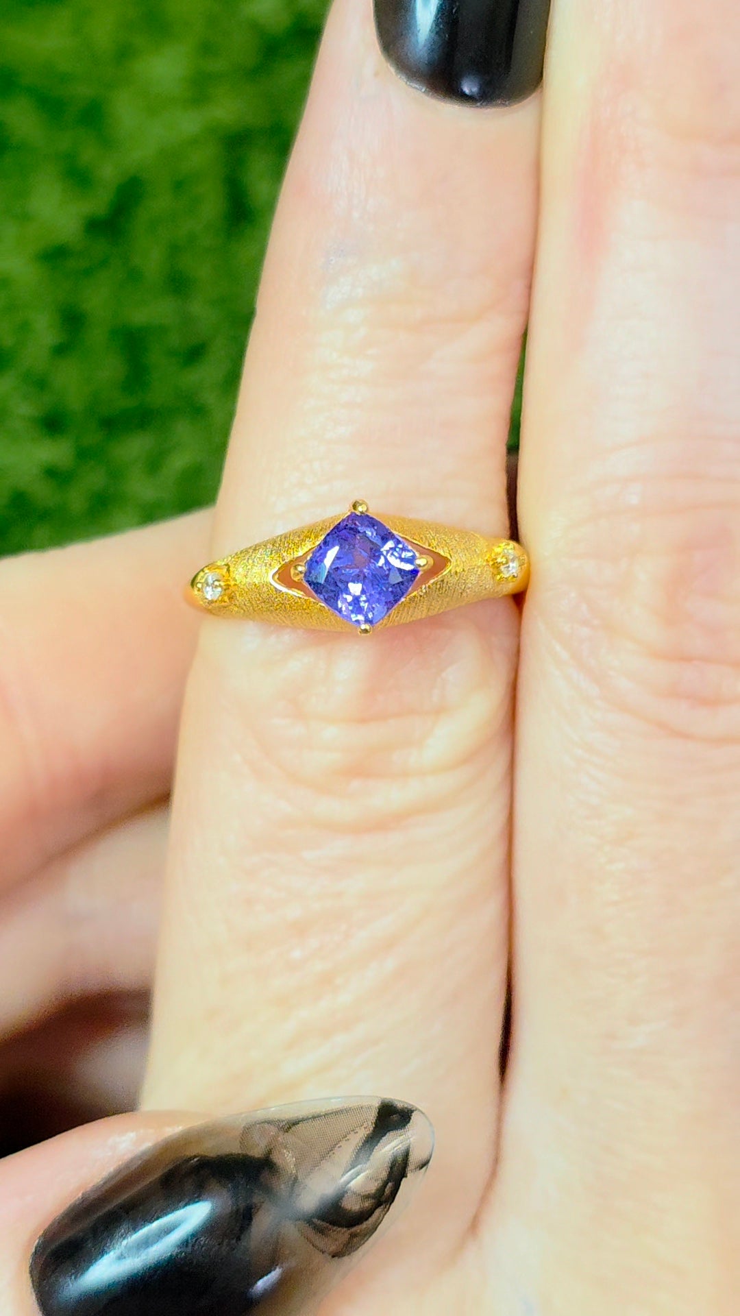 Tanzanite Golden Ring C