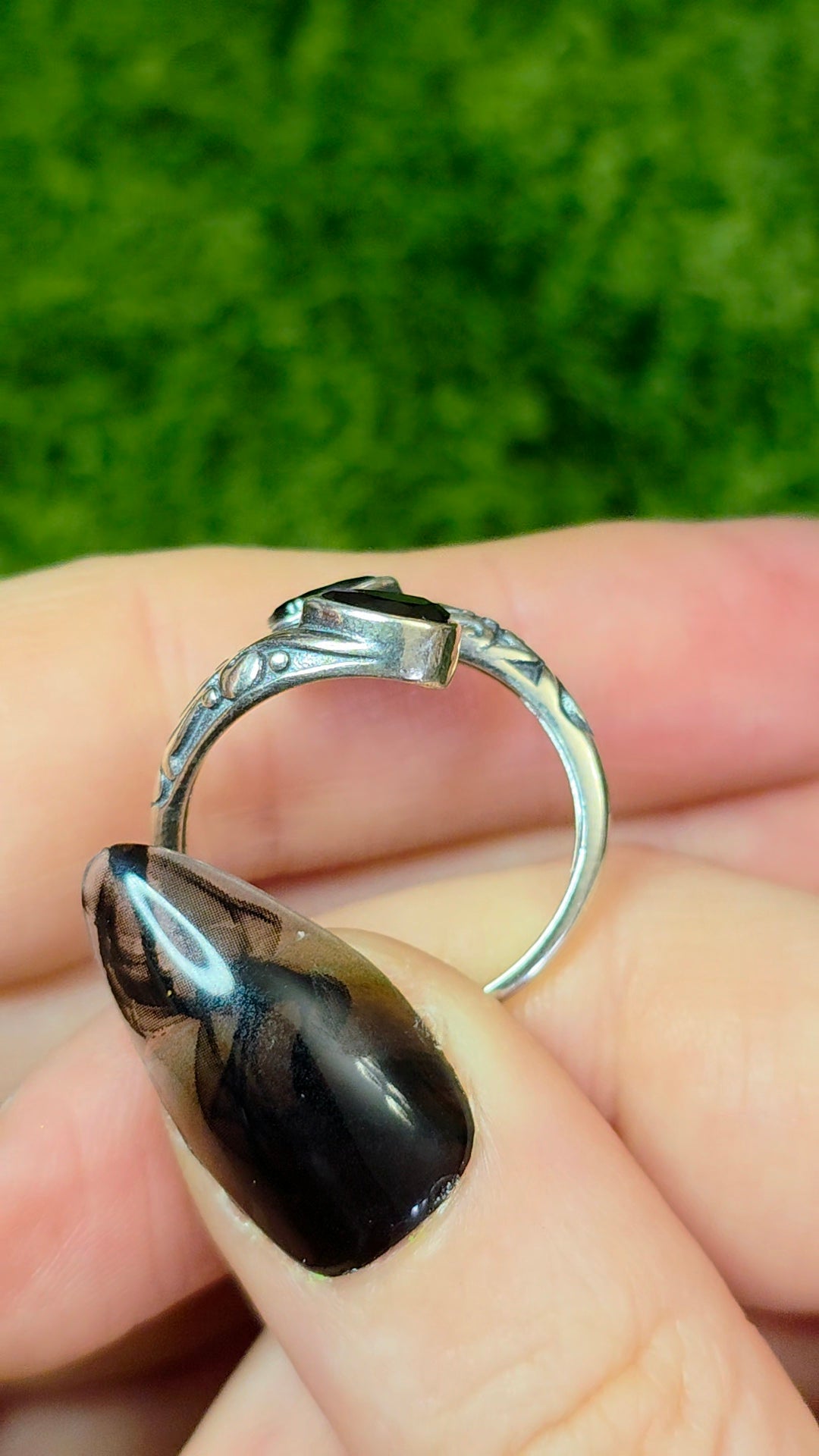Black Spinel Wrap Ring