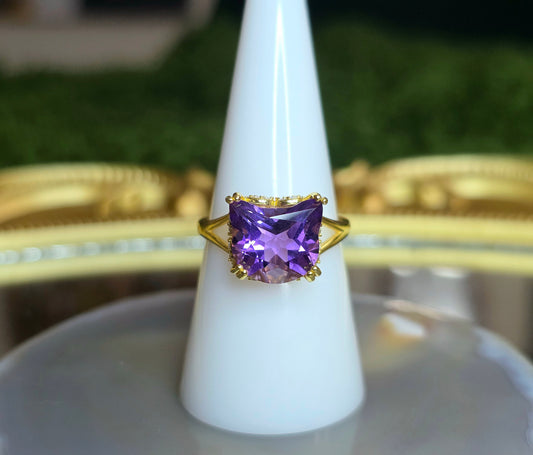 Amethyst Cat Ring A