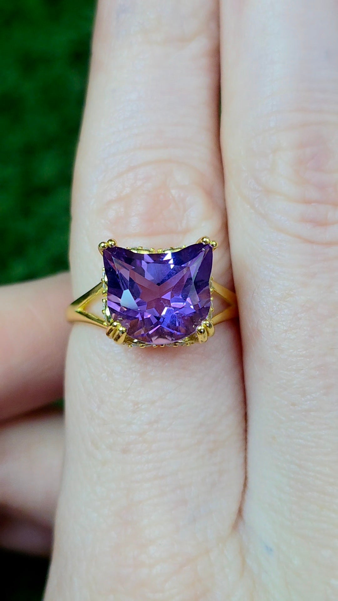 Amethyst Cat Ring A
