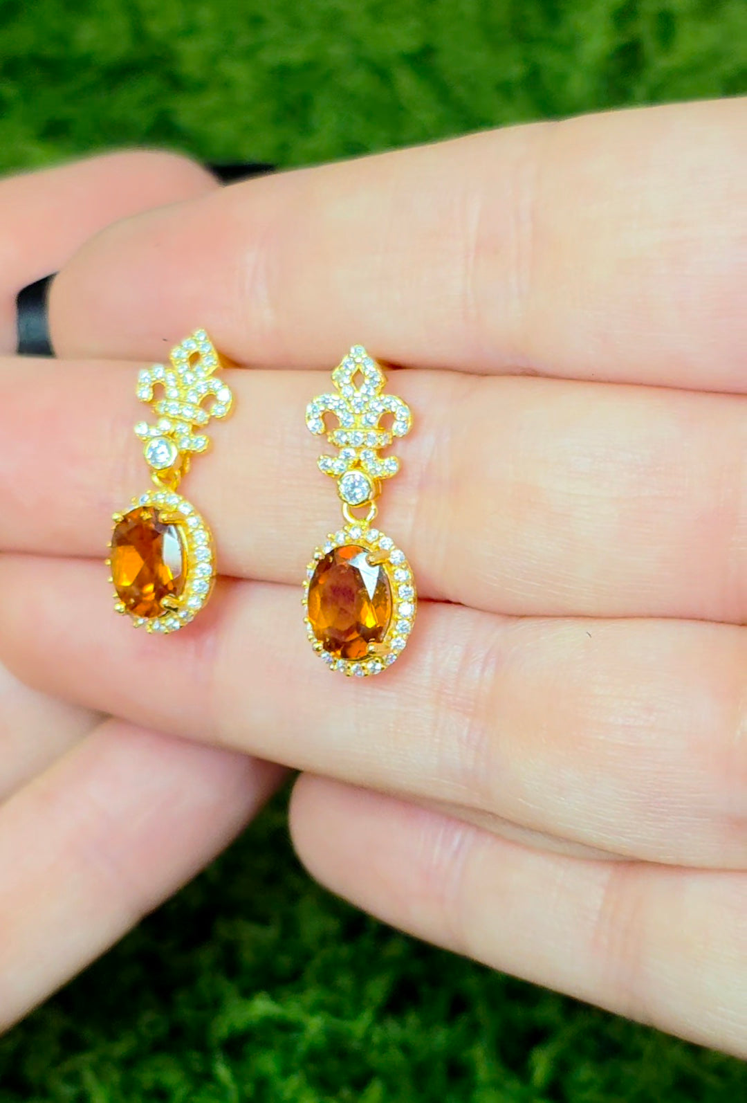 Fanta Garnet Fleur De Lis Earrings