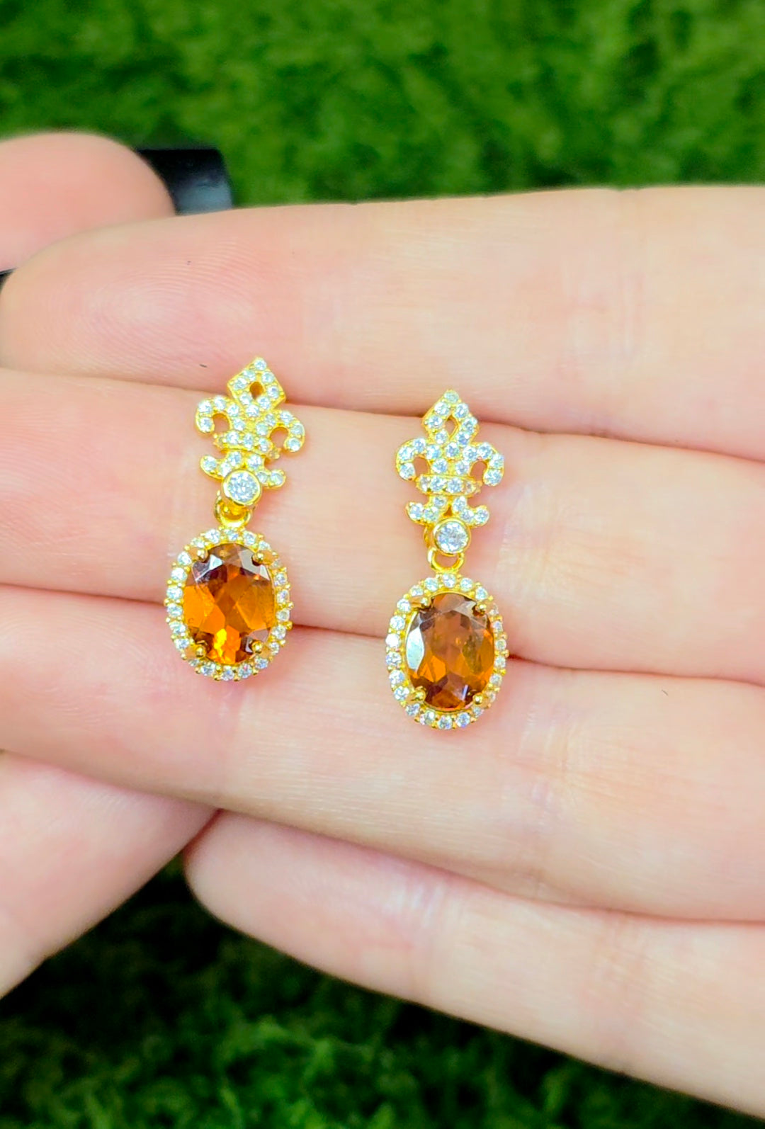 Fanta Garnet Fleur De Lis Earrings