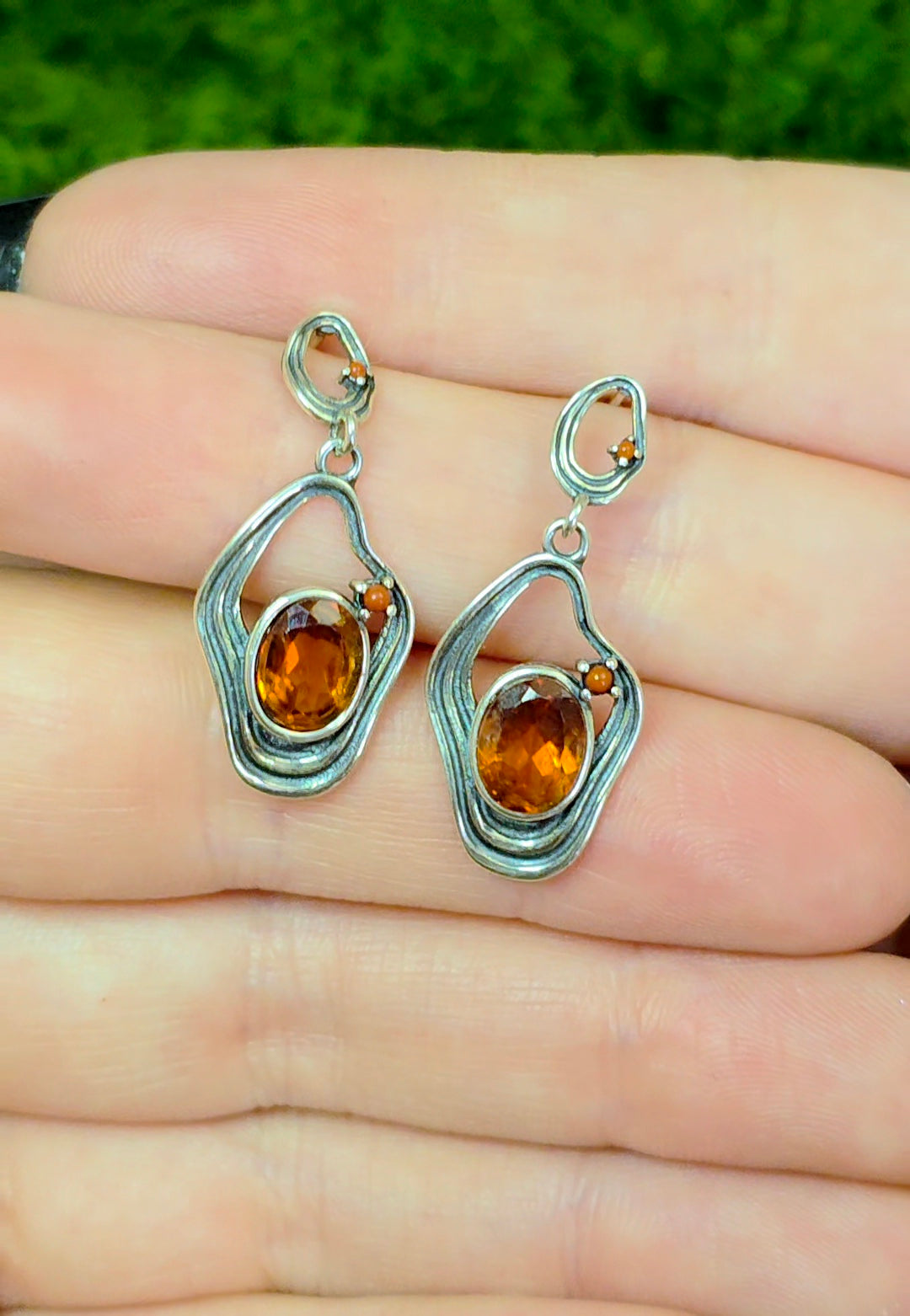 Fanta Garnet Asymmetrical Earrings