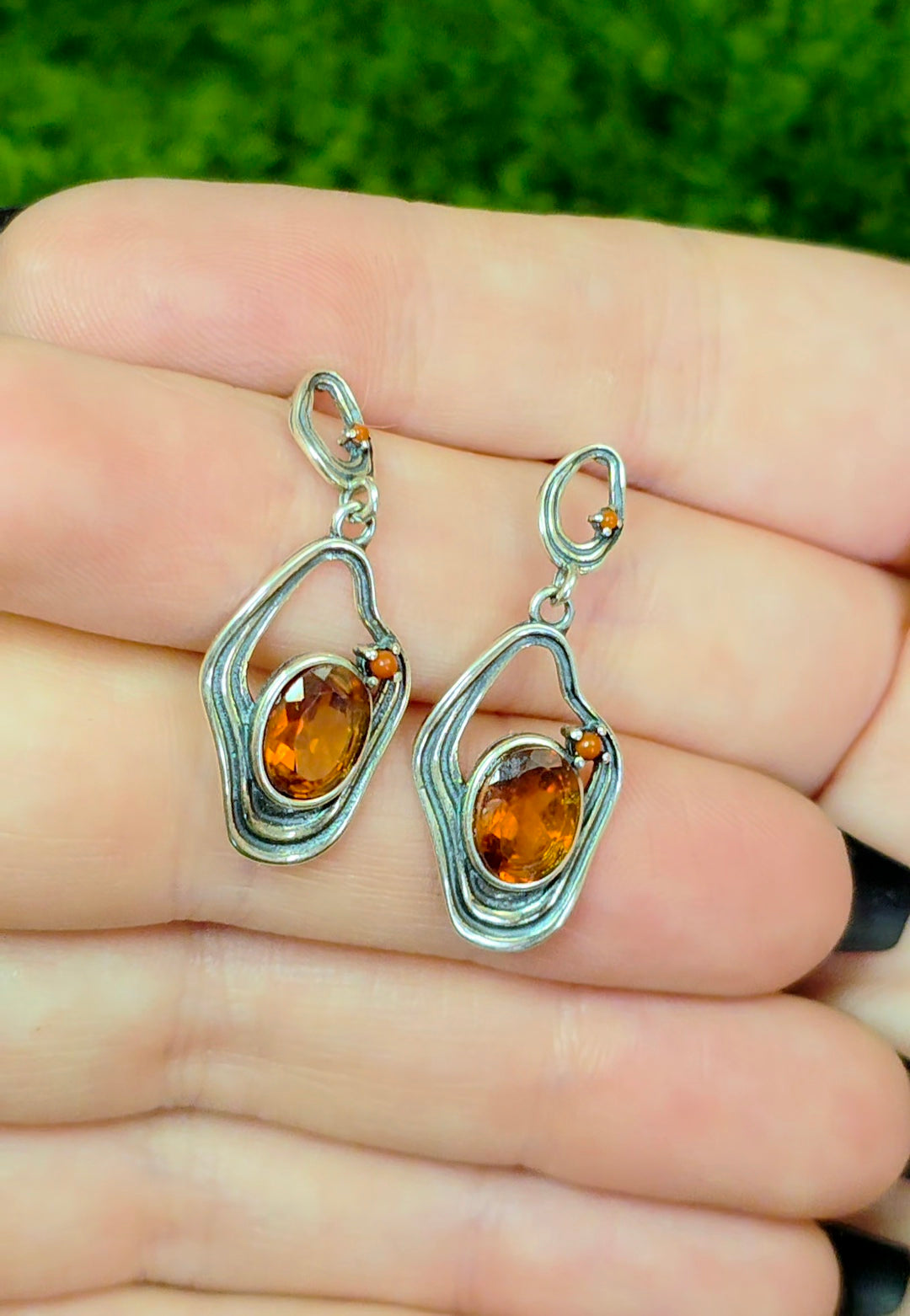 Fanta Garnet Asymmetrical Earrings