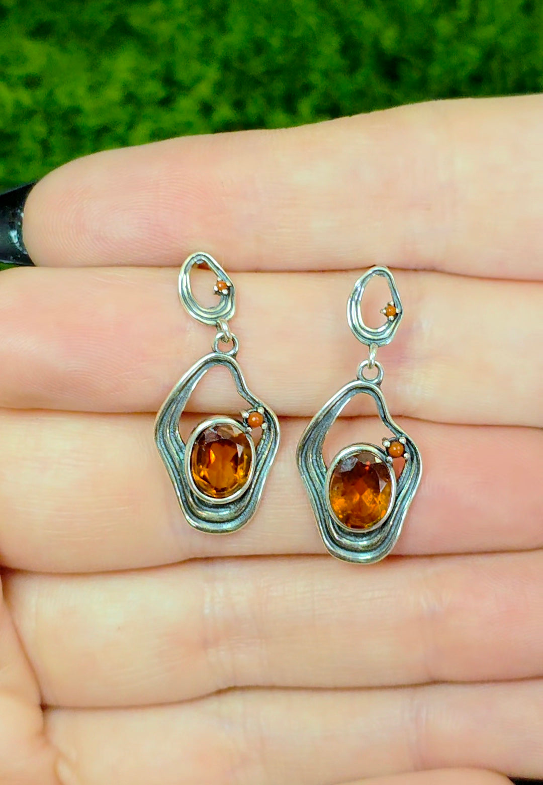 Fanta Garnet Asymmetrical Earrings