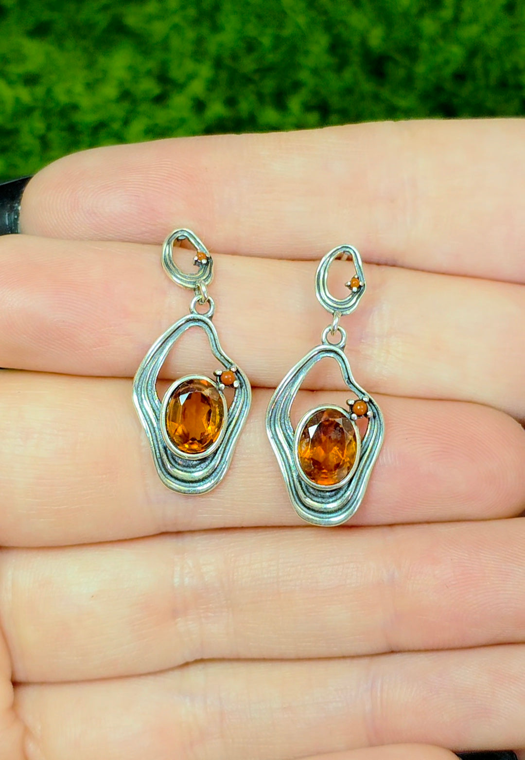 Fanta Garnet Asymmetrical Earrings
