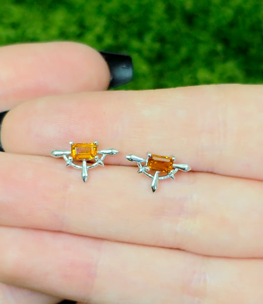 Fanta Garnet Spiked Earrings