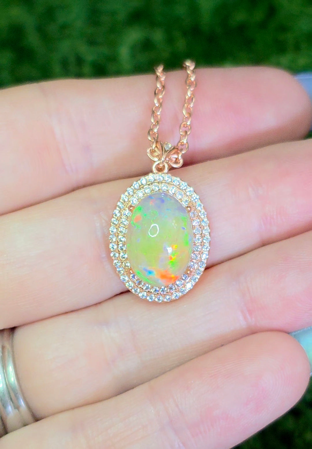 Opal Pendant in Rose Gold