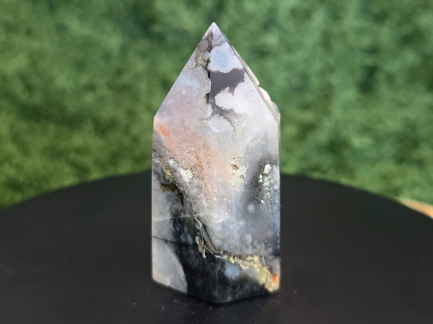Black Flower Agate Tower A