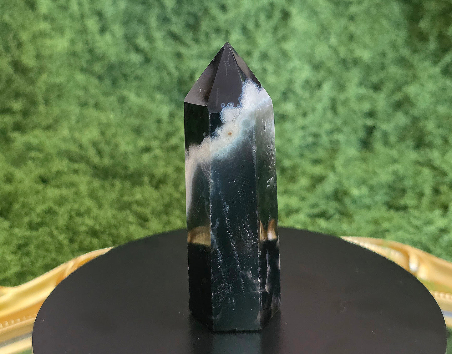 Black Flower Agate Tower C