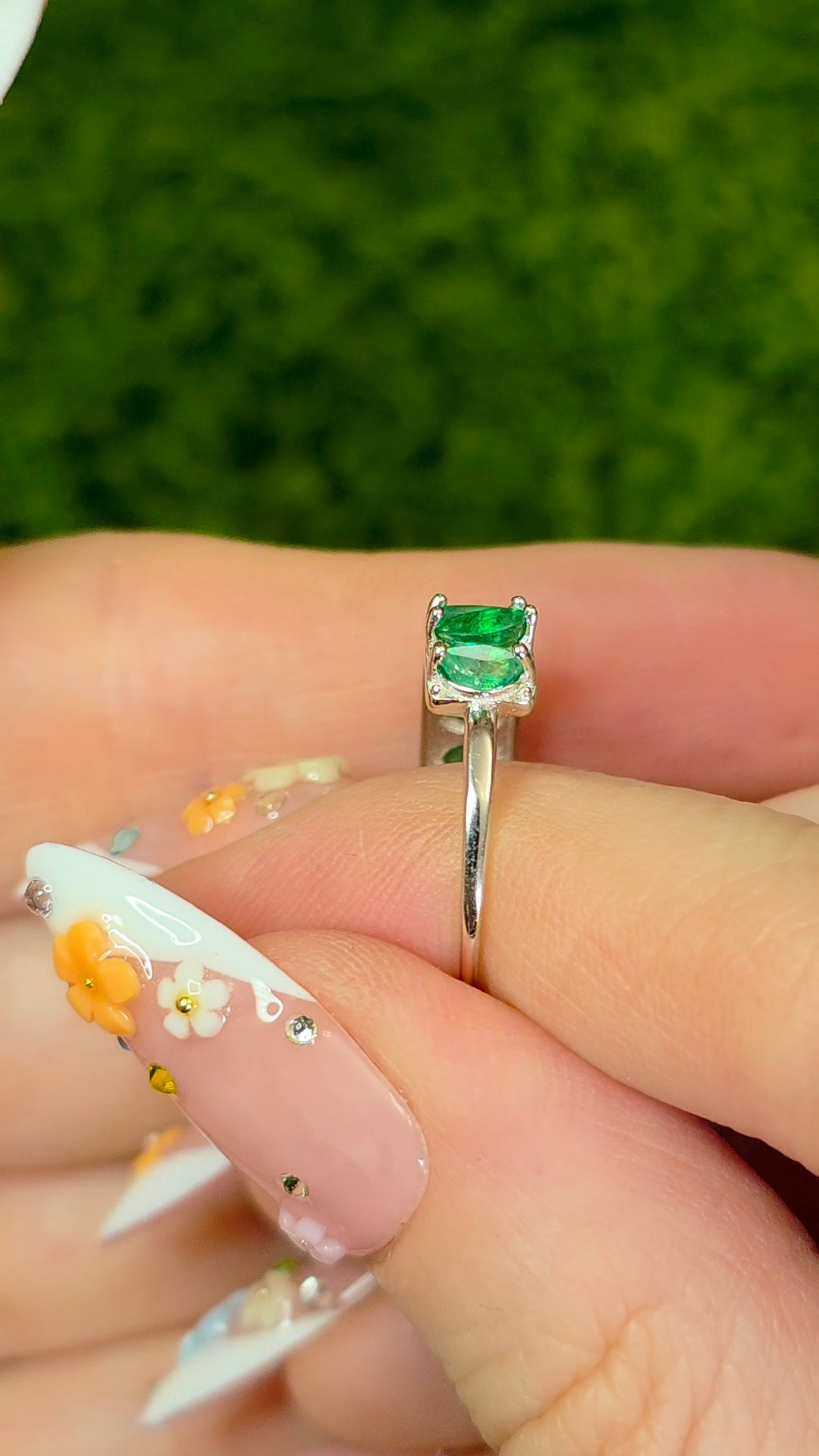 Emerald Band Ring